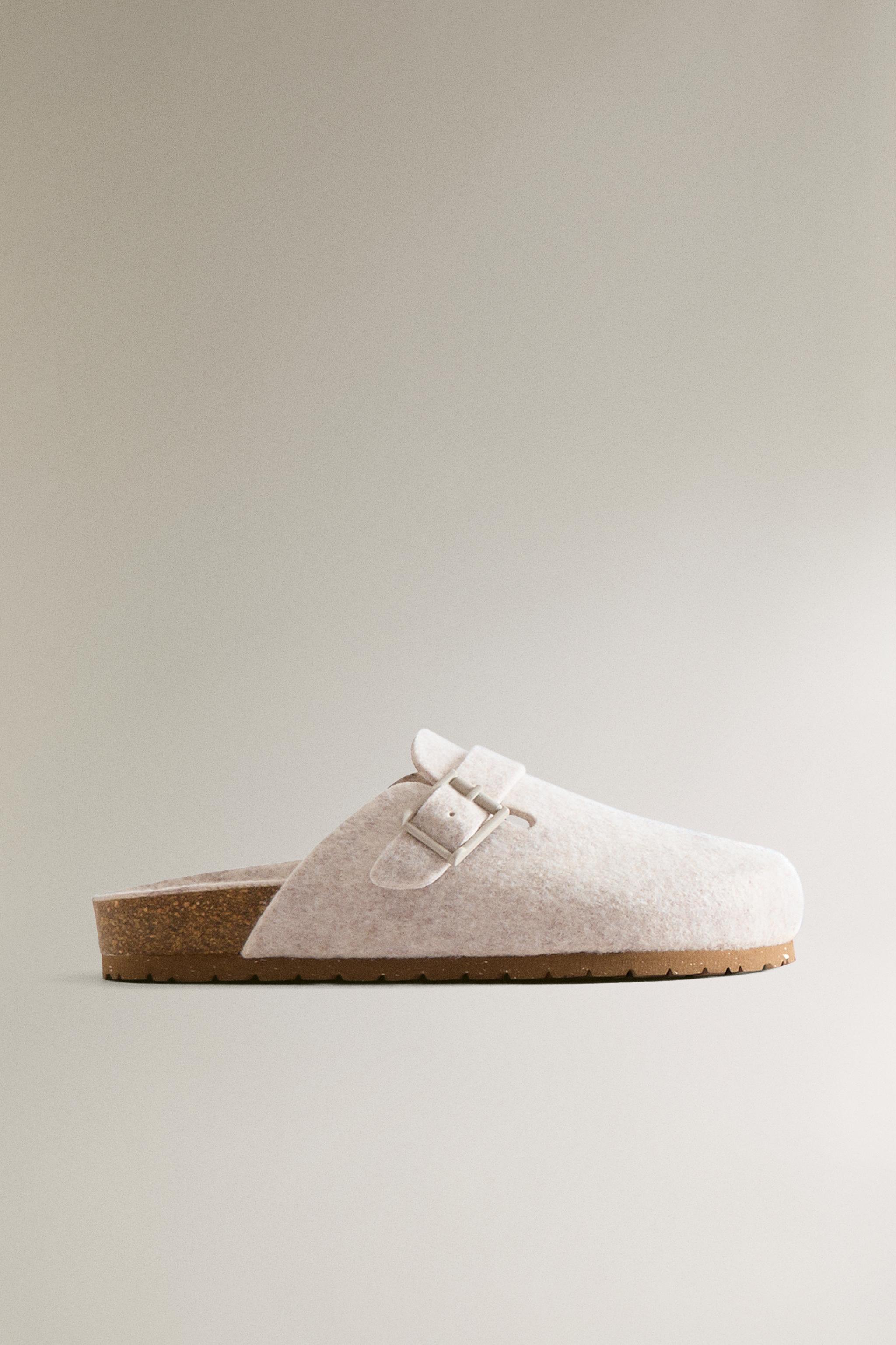 BUCKLED FELT MULE CLOG SLIPPERS